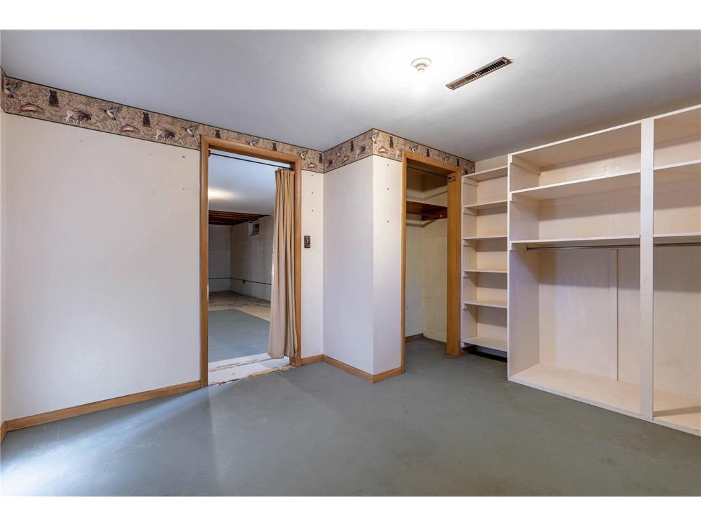 406 W Main Street Battle Lake MN 56515 6821056 image53