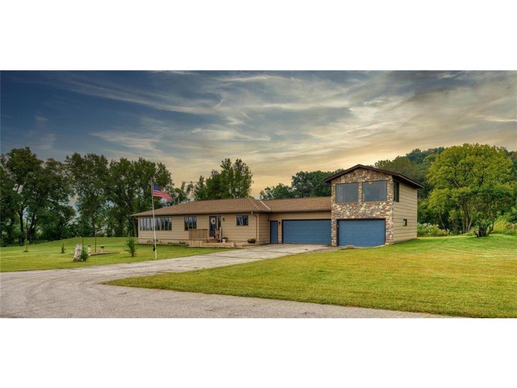 40633 Lamoille Drive, Winona, MN 55987 MLS 6260624 Edina Realty