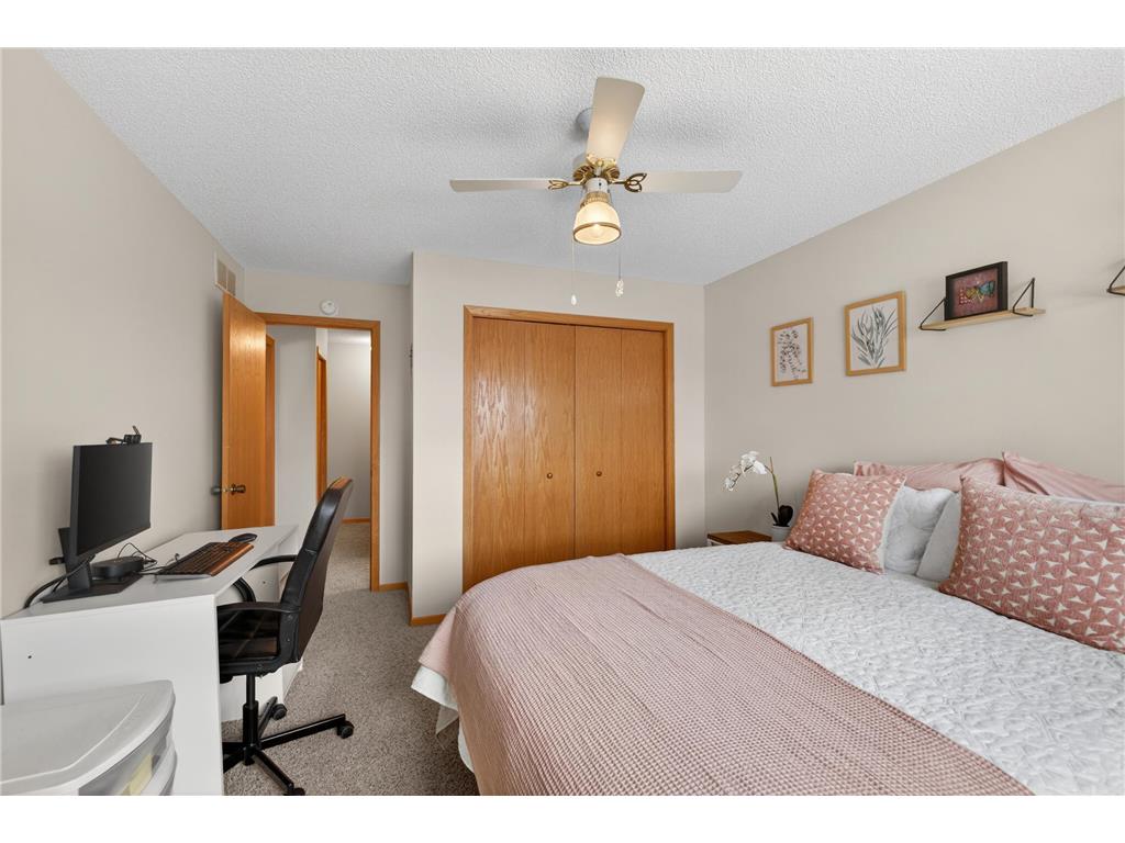 4065 Wilshire Circle #8 Shoreview MN 55126 7029290 image16