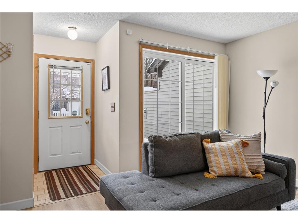 4065 Wilshire Circle #8 Shoreview MN 55126 7029290 image3