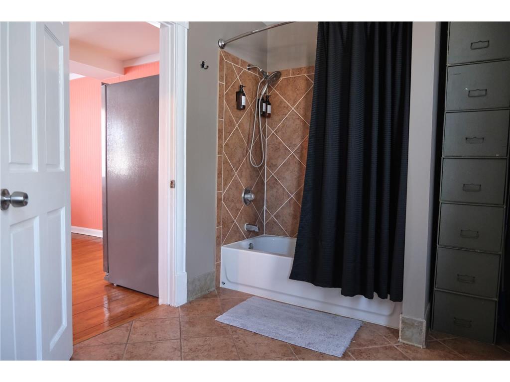 407 19th Avenue NE Minneapolis MN 55418 7080536 image27