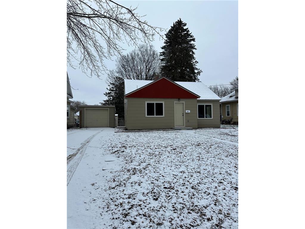 407 4th Avenue S Princeton MN 55371 6637189 image1