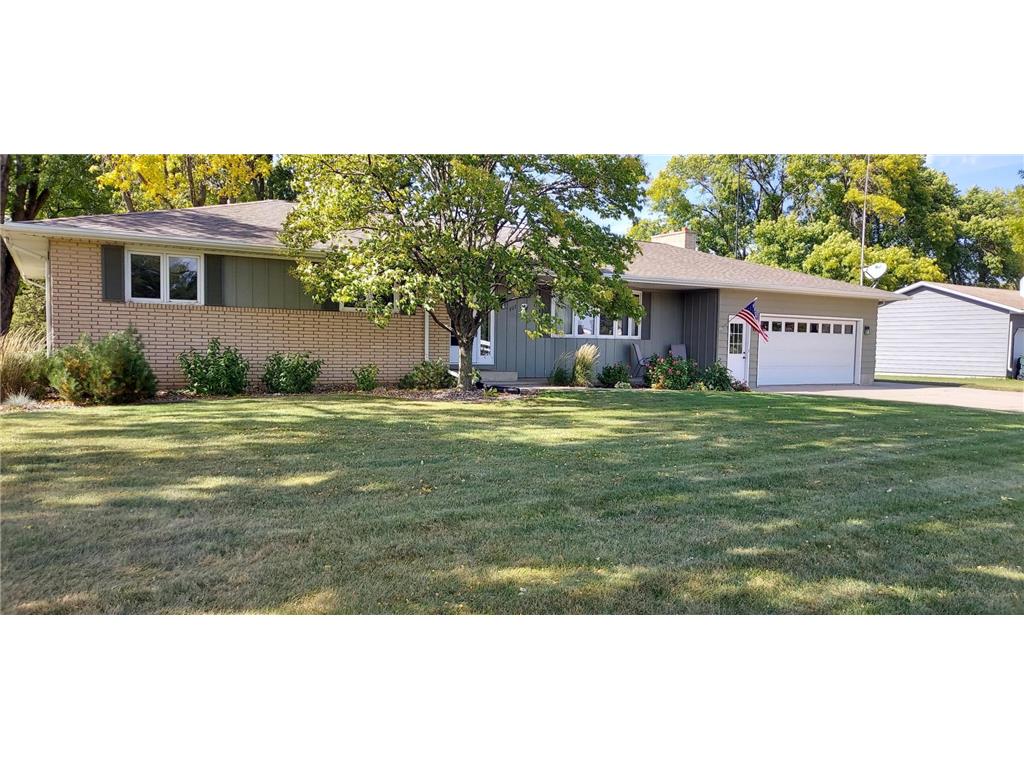 407 6th St N. Prinsburg MN 56281 6334575 image1