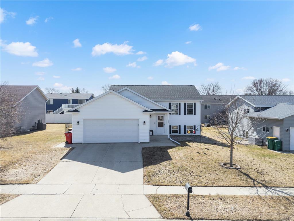 407 8th Street NW Dodge Center MN 55927 7035383 image1
