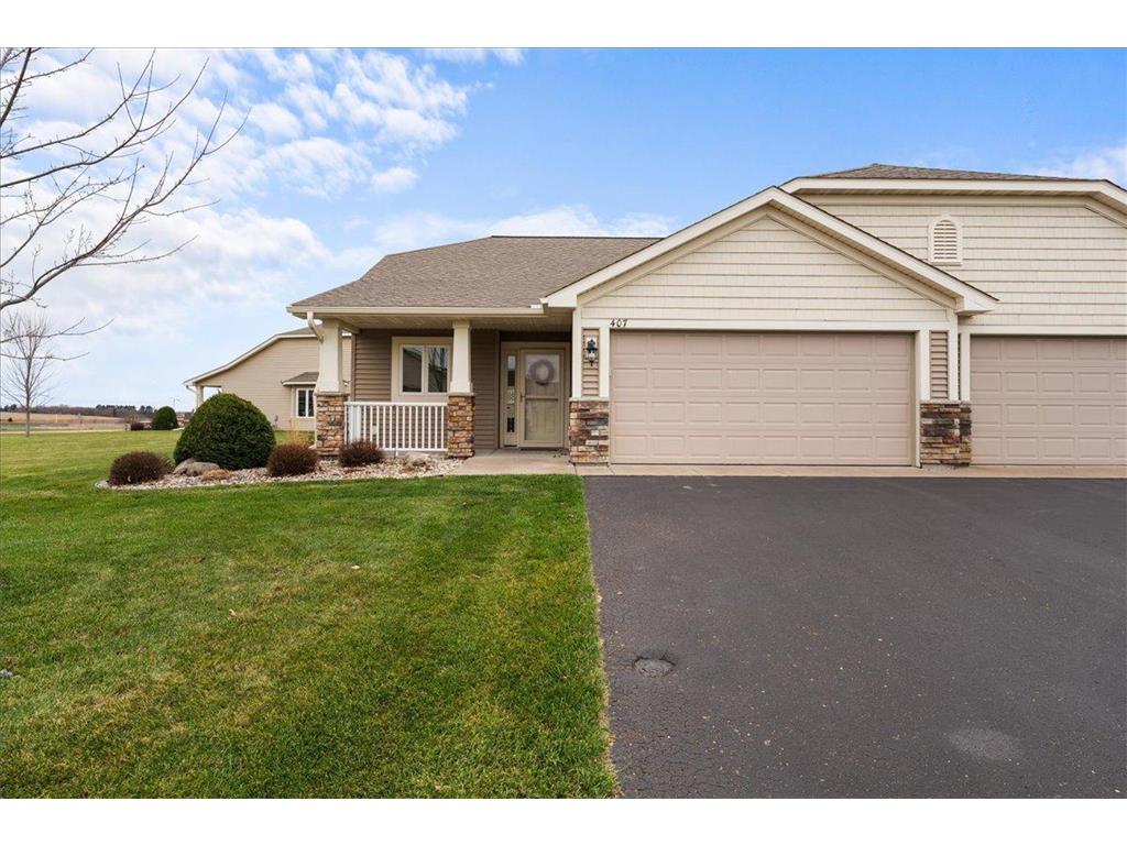 407 Cassandra Drive #33 New Richmond WI 54017 6645690 image1