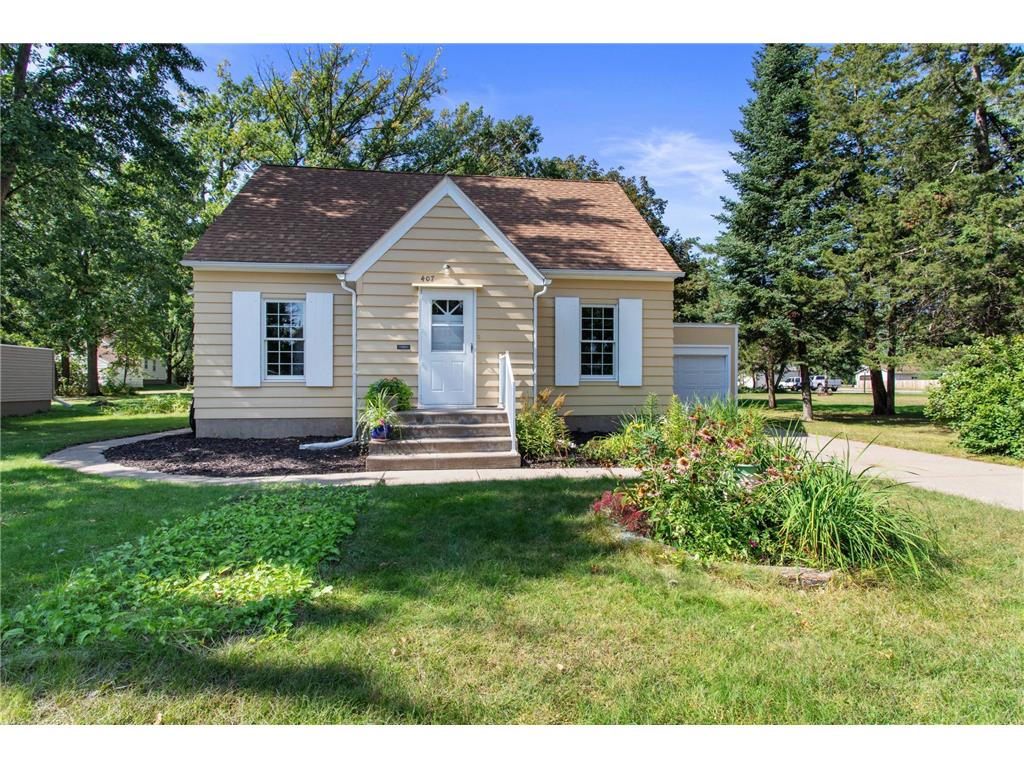 407 Lindbergh Drive NW, Little Falls, MN 56345 MLS 6258081 Edina