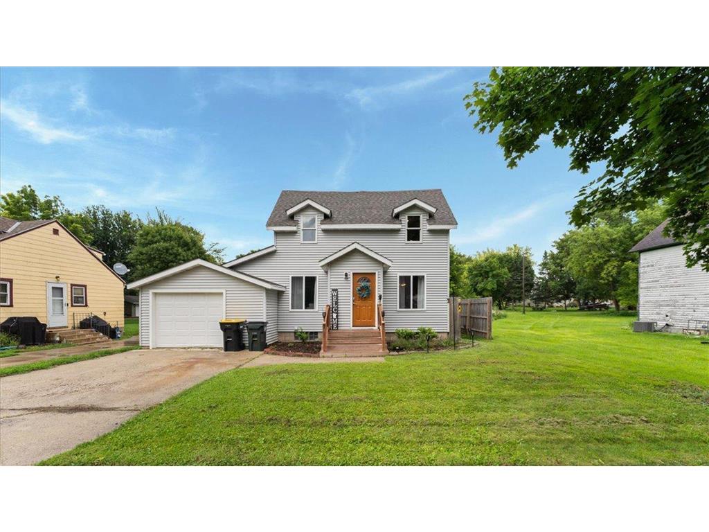 407 Main Street S Renville MN 56284 6773173 image1