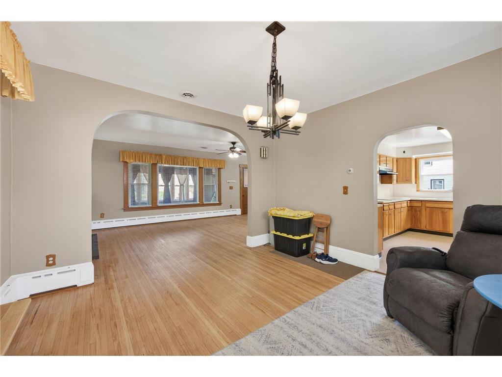 407 Osceola Avenue S Saint Paul MN 55102 7065389 image10