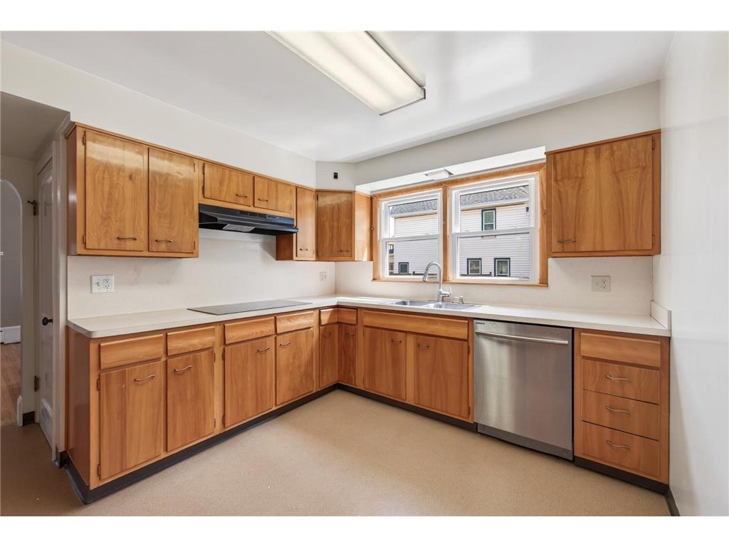 407 Osceola Avenue S Saint Paul MN 55102 7065389 image11