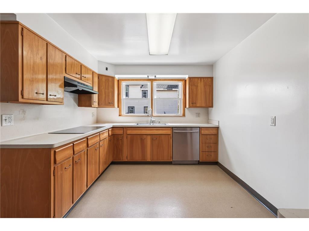 407 Osceola Avenue S Saint Paul MN 55102 7065389 image12