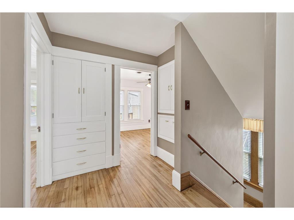 407 Osceola Avenue S Saint Paul MN 55102 7065389 image21