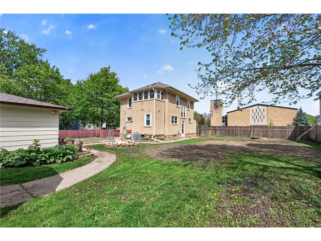 407 Osceola Avenue S Saint Paul MN 55102 7065389 image29