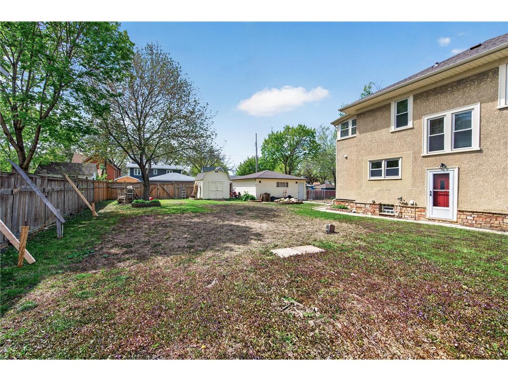 407 Osceola Avenue S Saint Paul MN 55102 7065389 image30