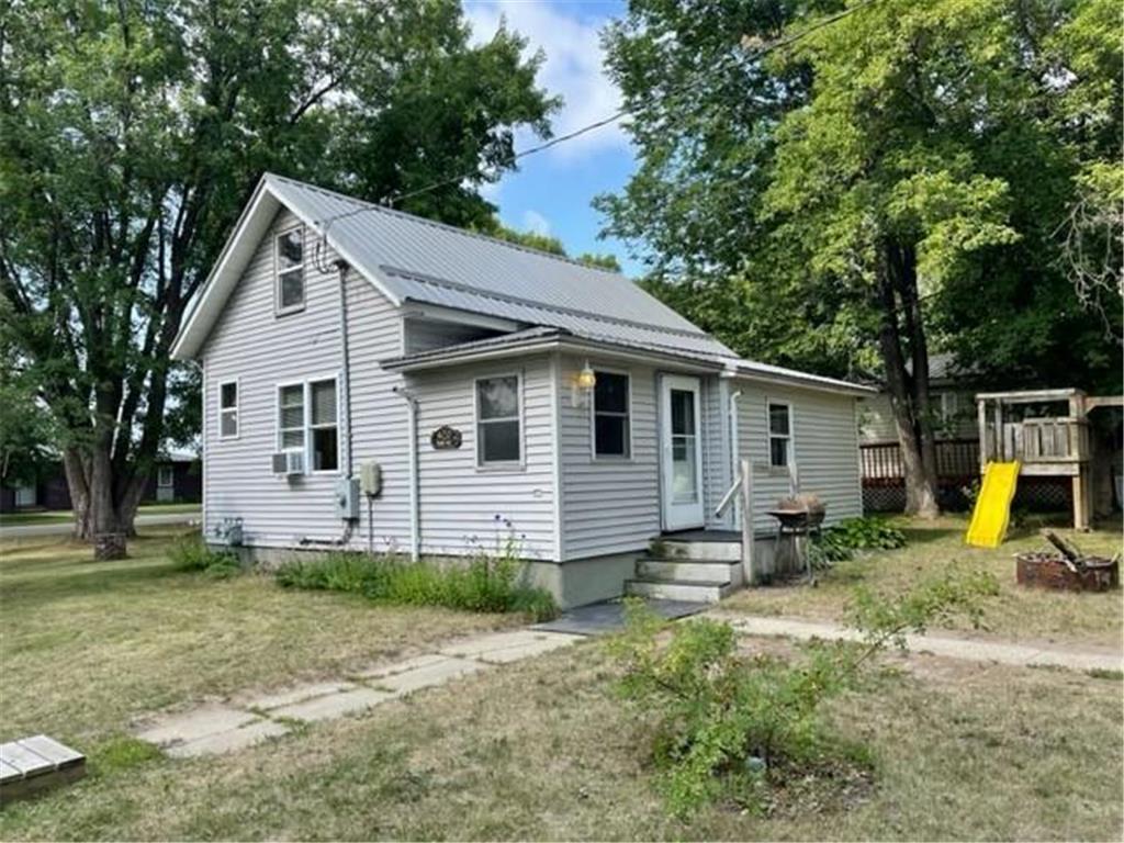 407 Park Avenue S Sebeka MN 56477 6404560 image1