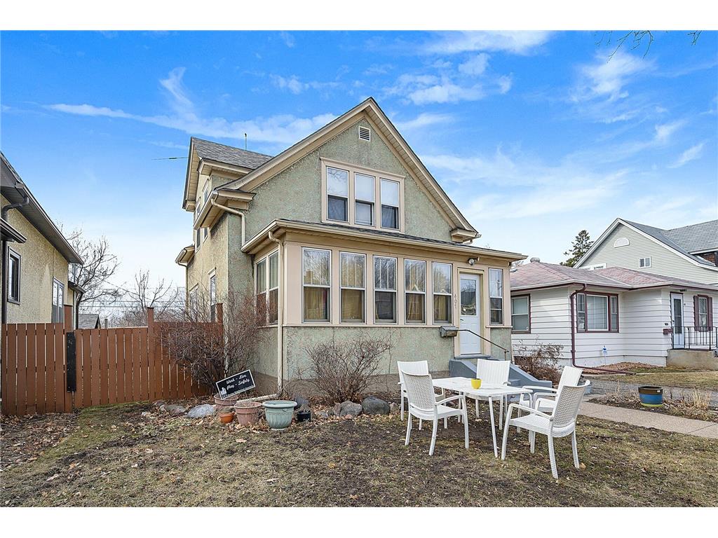 407 Russell Avenue N Minneapolis MN 55405 6499783 image1