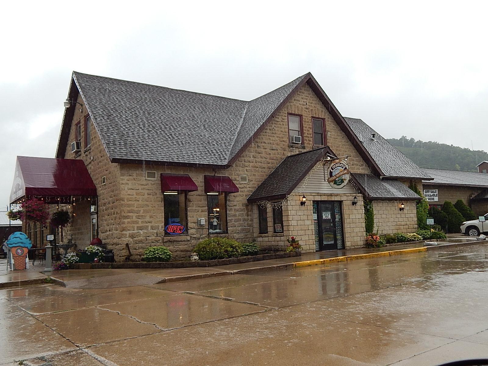 407 S Mill Street, Rushford, MN, 55971 MLS 6024898 Edina Realty