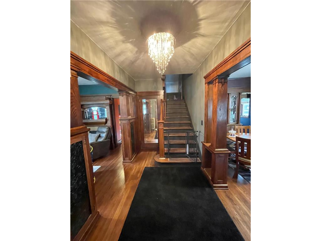 407 S Minnesota Street Redwood Falls MN 56283 6742720 image2