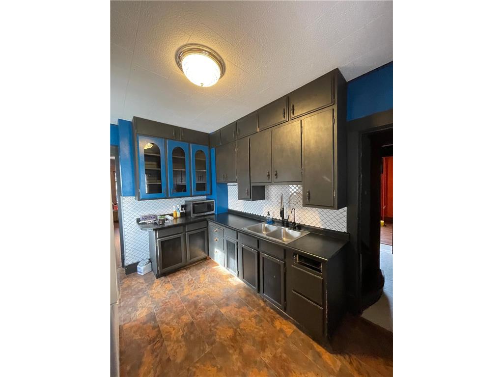 407 S Minnesota Street Redwood Falls MN 56283 6742720 image21