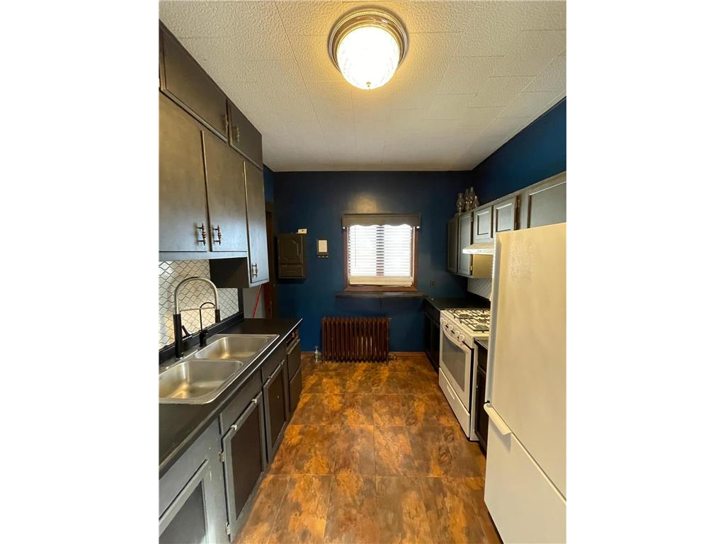 407 S Minnesota Street Redwood Falls MN 56283 6742720 image22