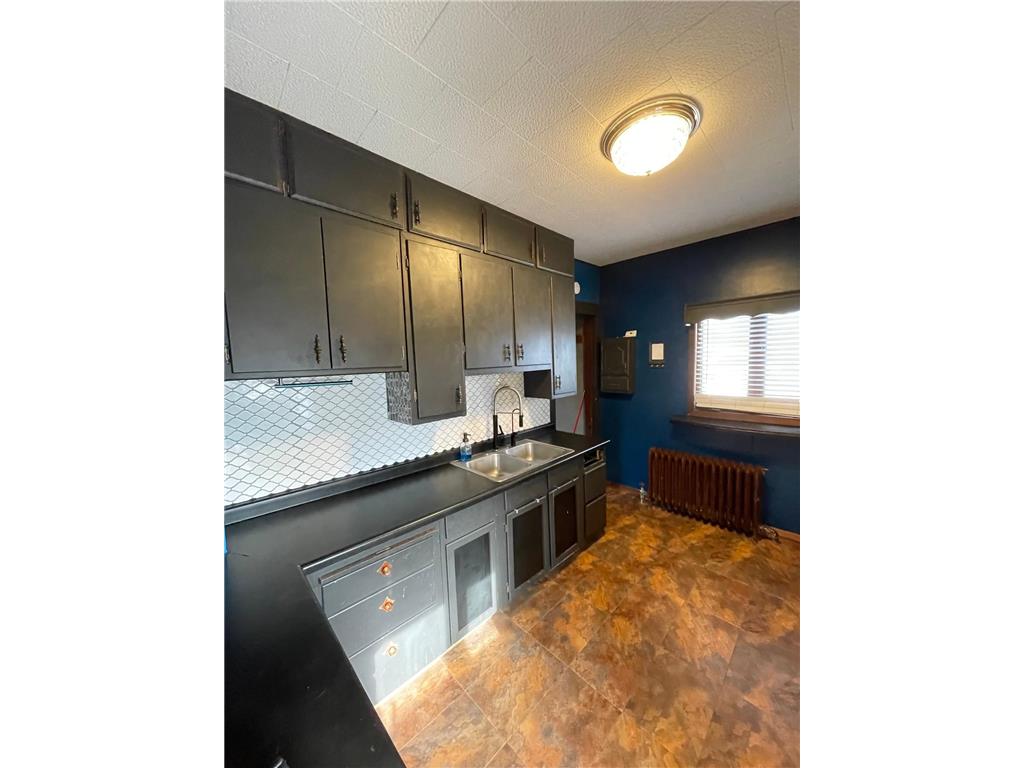 407 S Minnesota Street Redwood Falls MN 56283 6742720 image23