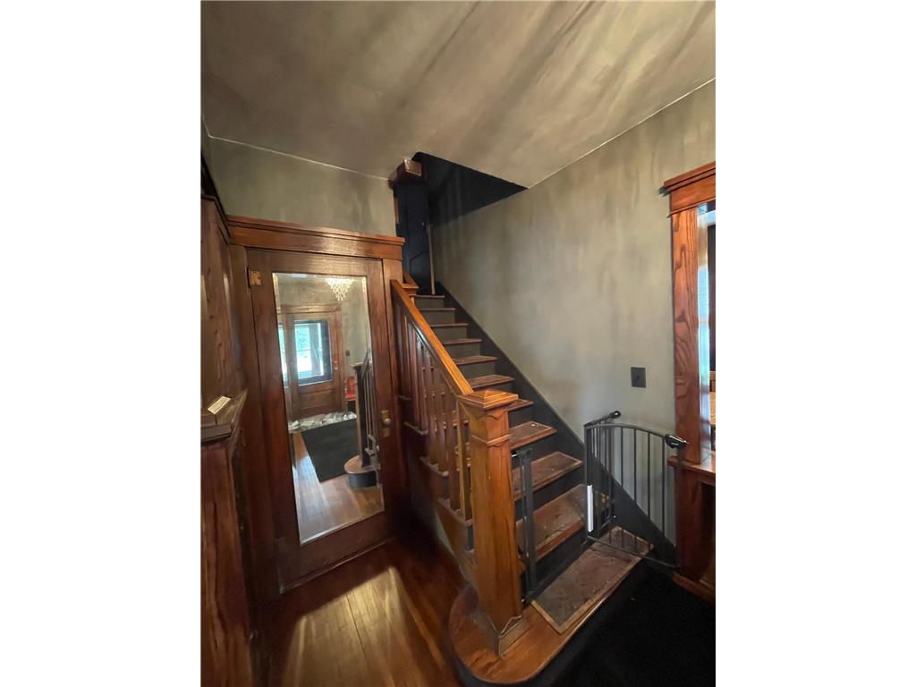 407 S Minnesota Street Redwood Falls MN 56283 6742720 image3