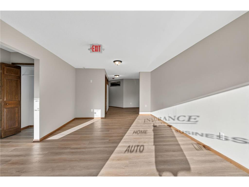 407 Vermillion Street Hastings MN 55033 6792840 image10