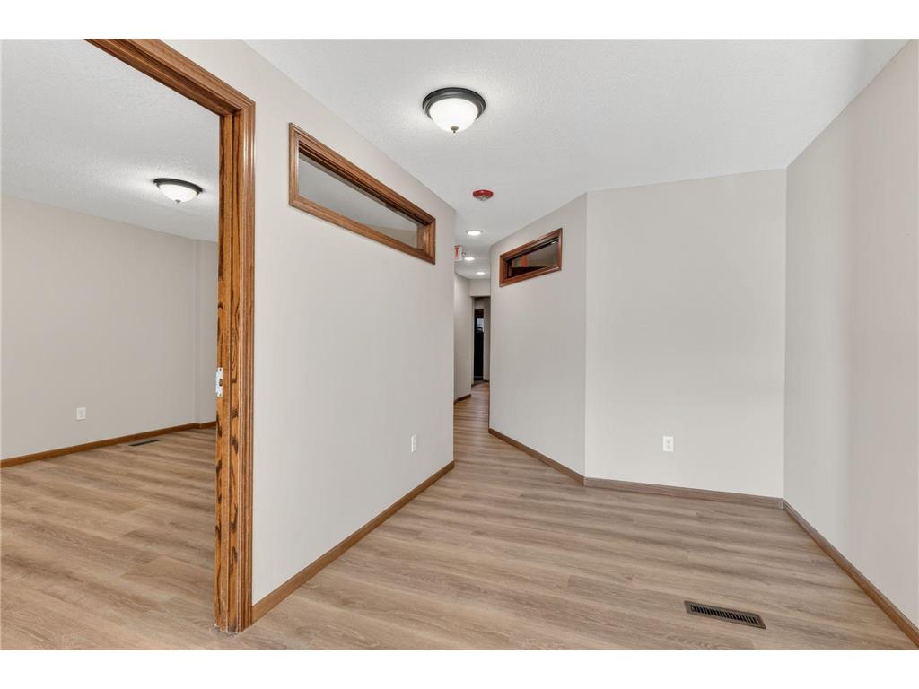 407 Vermillion Street Hastings MN 55033 6792840 image14