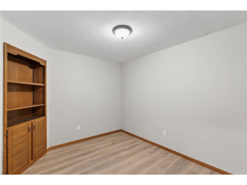 407 Vermillion Street Hastings MN 55033 6792840 image19