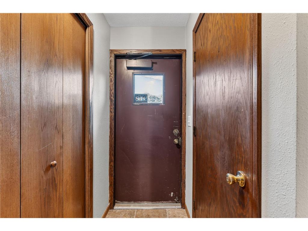 407 Vermillion Street Hastings MN 55033 6792840 image28