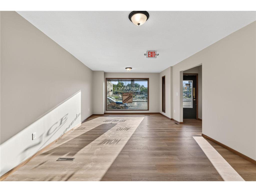 407 Vermillion Street Hastings MN 55033 6792840 image6