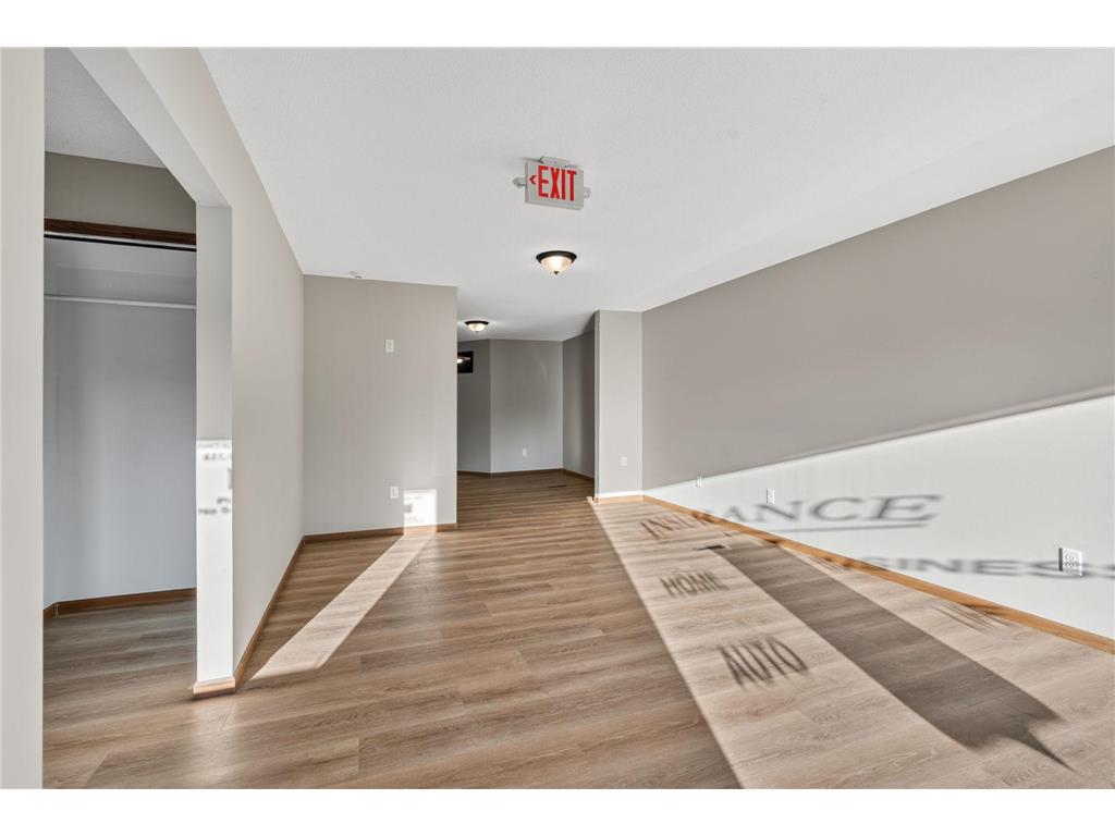 407 Vermillion Street Hastings MN 55033 6792840 image8