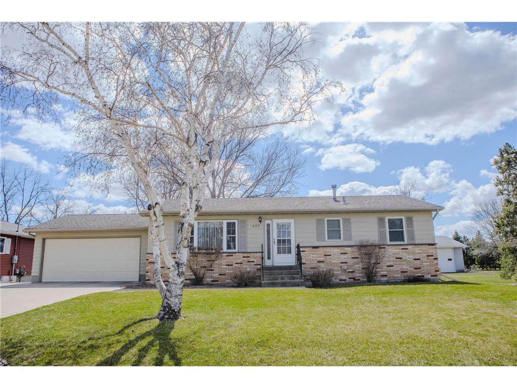 407 W 9th Street Morris MN 56267 6517780 image1