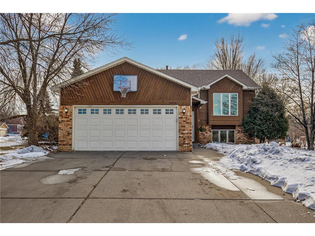 4076 States Avenue Eagan MN 55123 7019192 image1