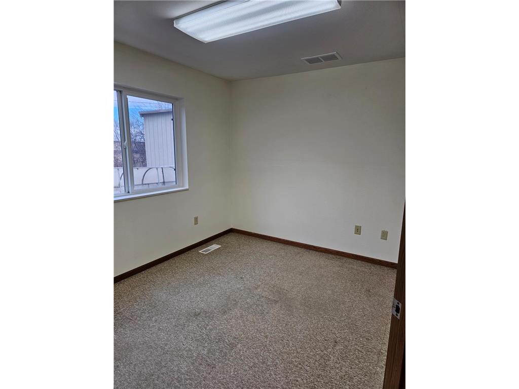 4078 71 Highway NE Willmar MN 56201 7028084 image9