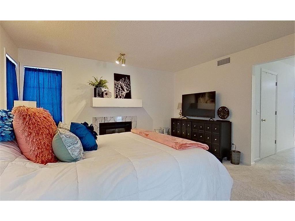 4078 Deerwood Trail, Eagan, MN, 55122 MLS 6515108 Edina Realty