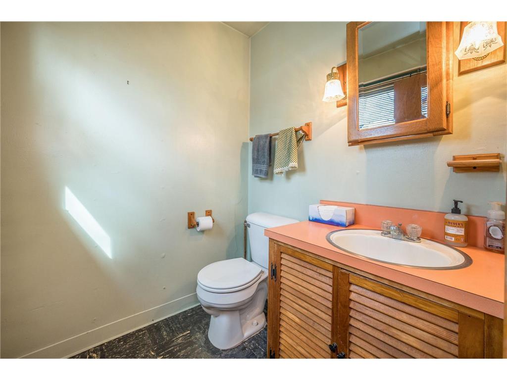 408 1st Avenue W Swea City IA 50590 7052185 image15
