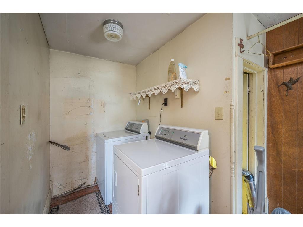 408 1st Avenue W Swea City IA 50590 7052185 image22