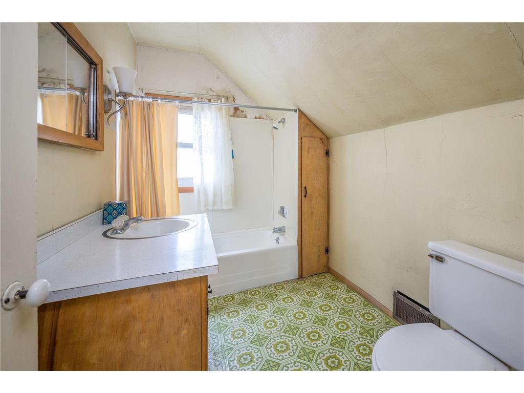 408 1st Avenue W Swea City IA 50590 7052185 image27