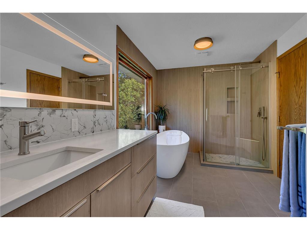 408 21st Street SE Willmar MN 56201 6819747 image2