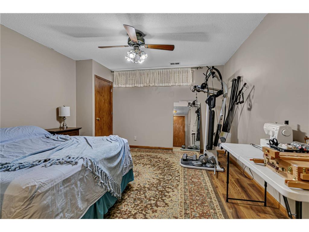 408 21st Street SE Willmar MN 56201 6819747 image23