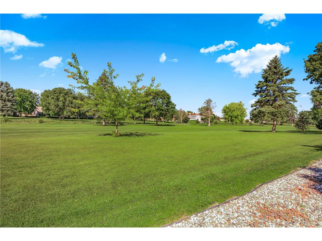 408 21st Street SE Willmar MN 56201 7082924 image1