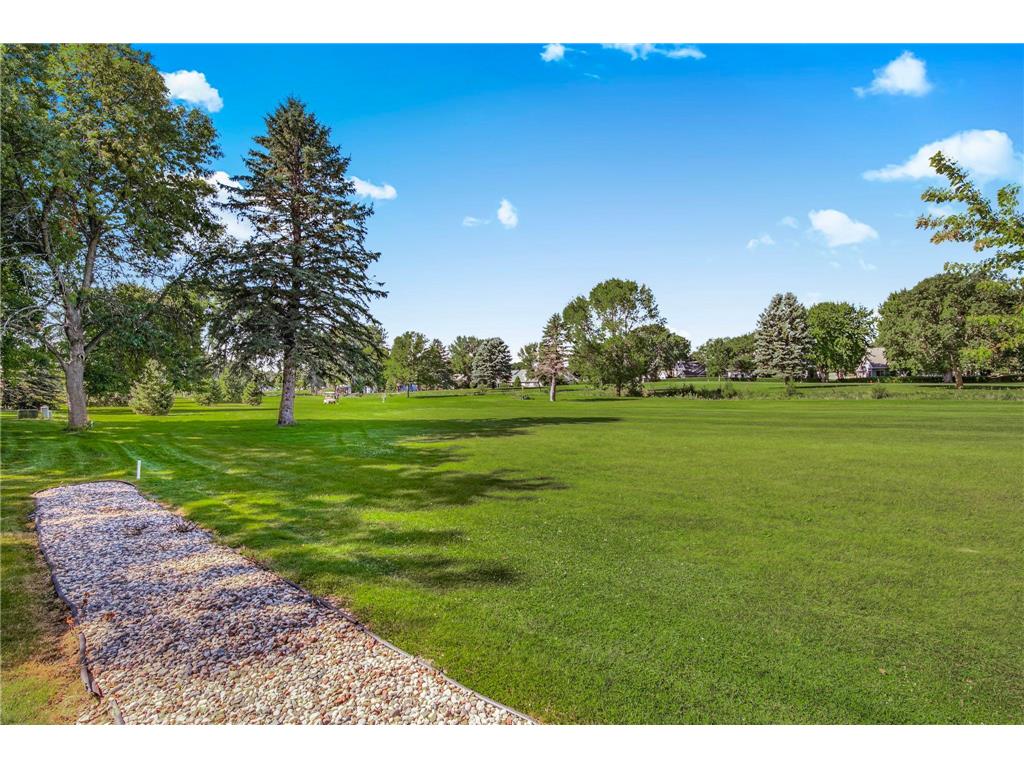408 21st Street SE Willmar MN 56201 7082924 image2