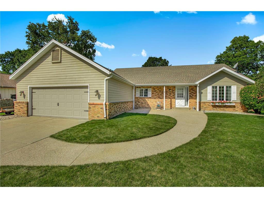 408 21st Street SE Willmar MN 56201 7082924 image3