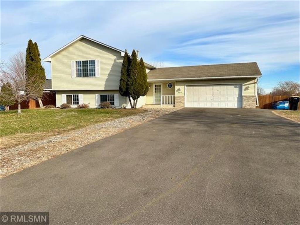 408 Columbine Lane Shakopee MN 55379 6464967 image1