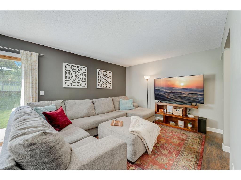 408 Dorland Place S Maplewood MN 55119 6532135 image1