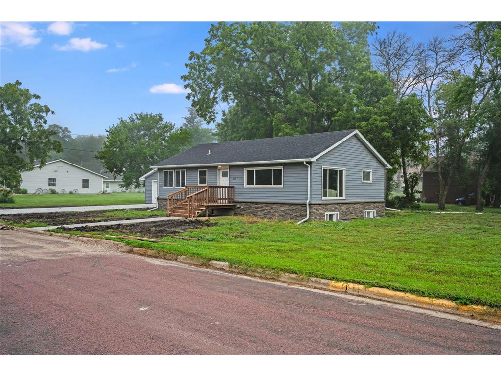 408 Kenzie Street Sherburn MN 56171 6762539 image1