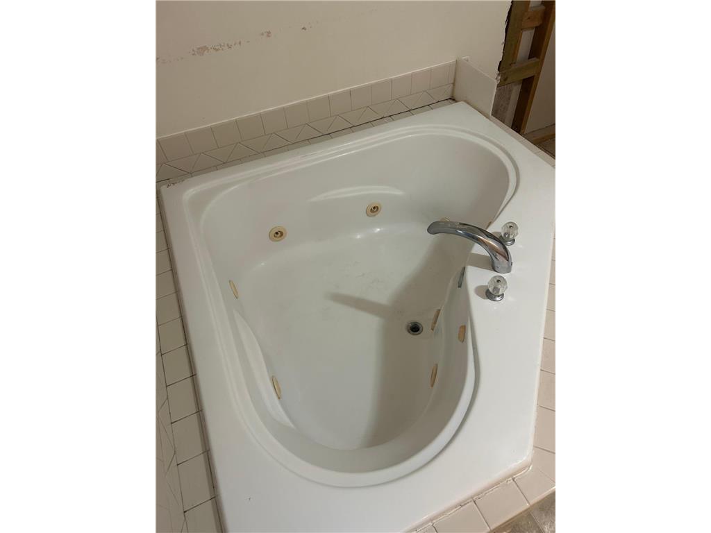 408 Main Avenue N Thief River Falls MN 56701 6798701 image35