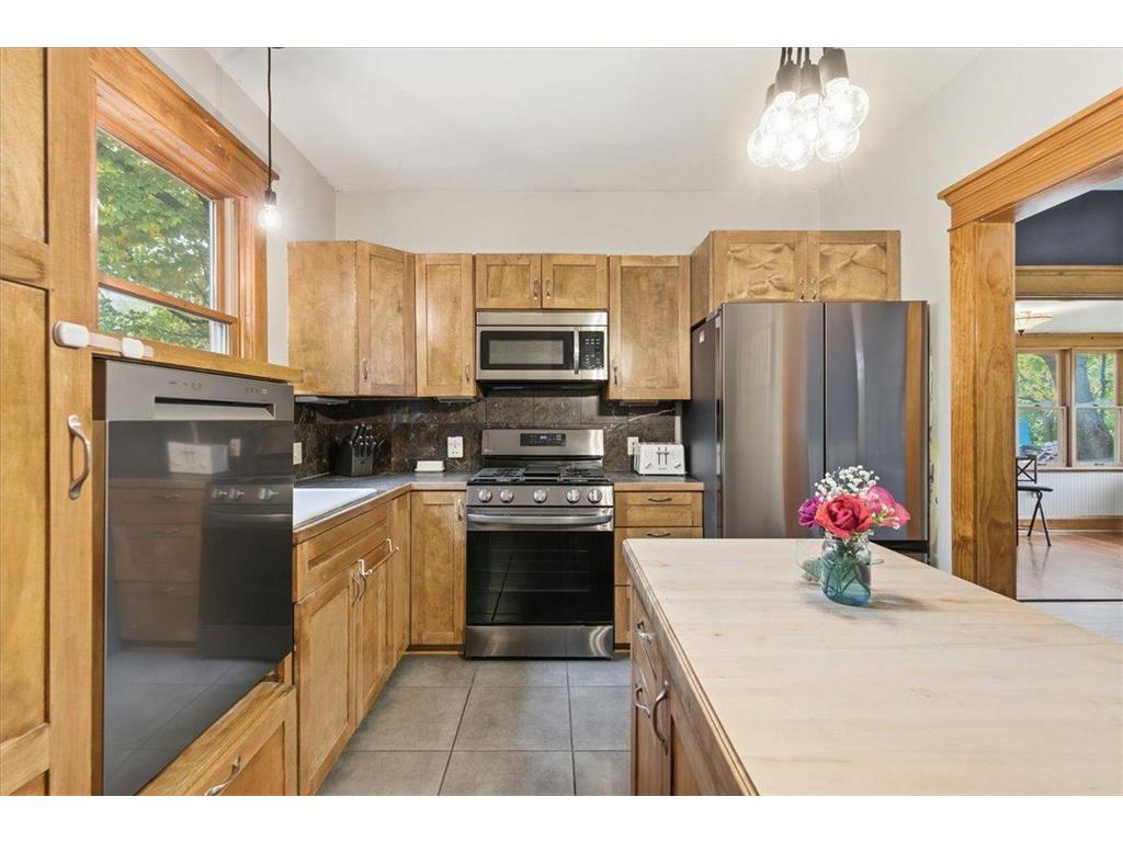 408 N 3rd Street River Falls WI 54022 6789247 image14