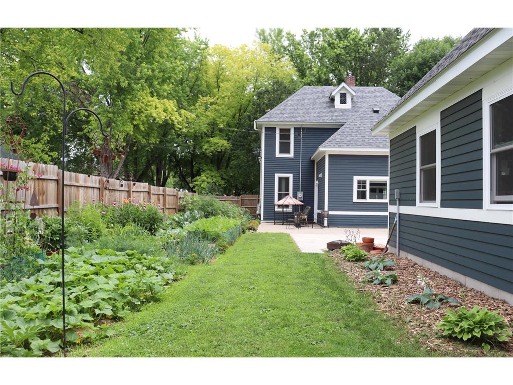 408 N 6th Street Henderson MN 56044 7078446 image3