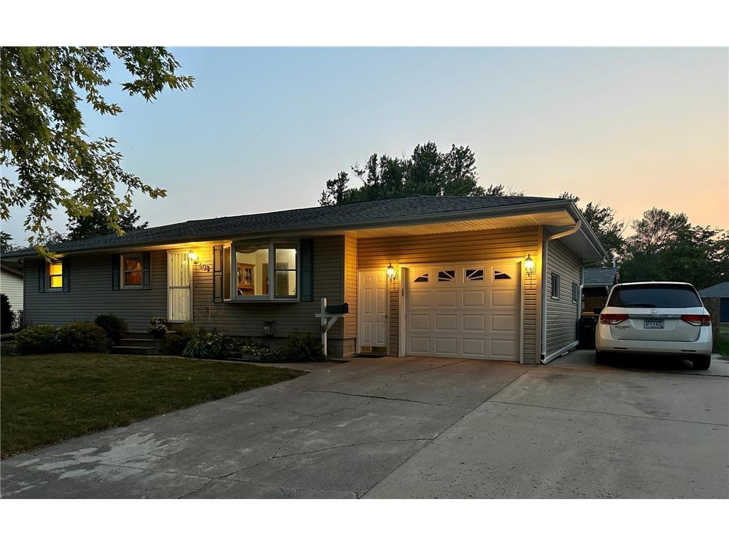 408 S 2nd Street Olivia MN 56277 6431019 image1